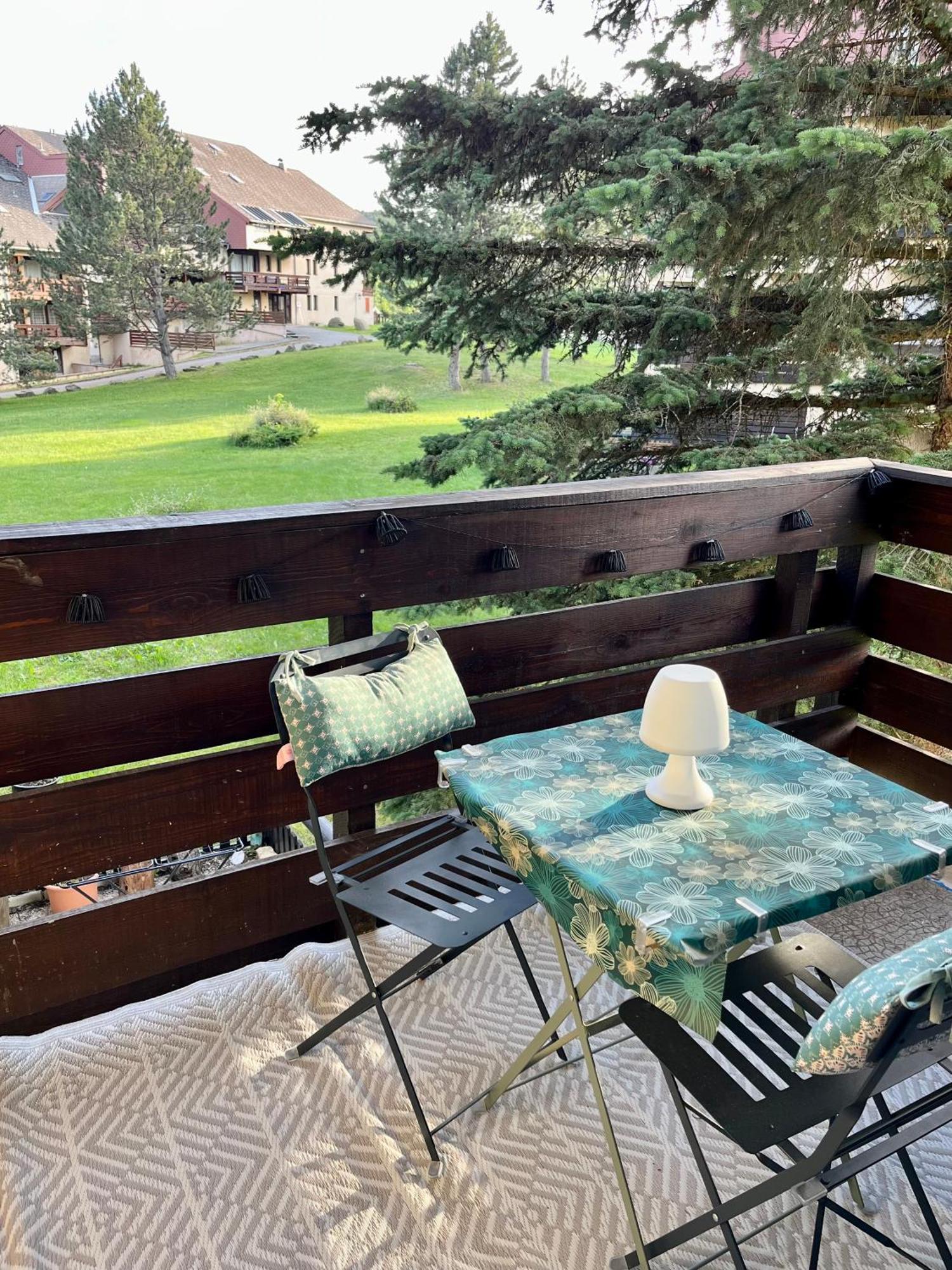 Appartement 4 Couchages Avec Terrasse Ancelle Esterno foto